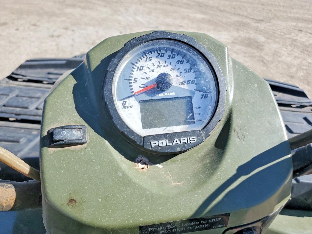 2005 Polaris Sportsman VIN 4XAMH50A05A380482 photo 9