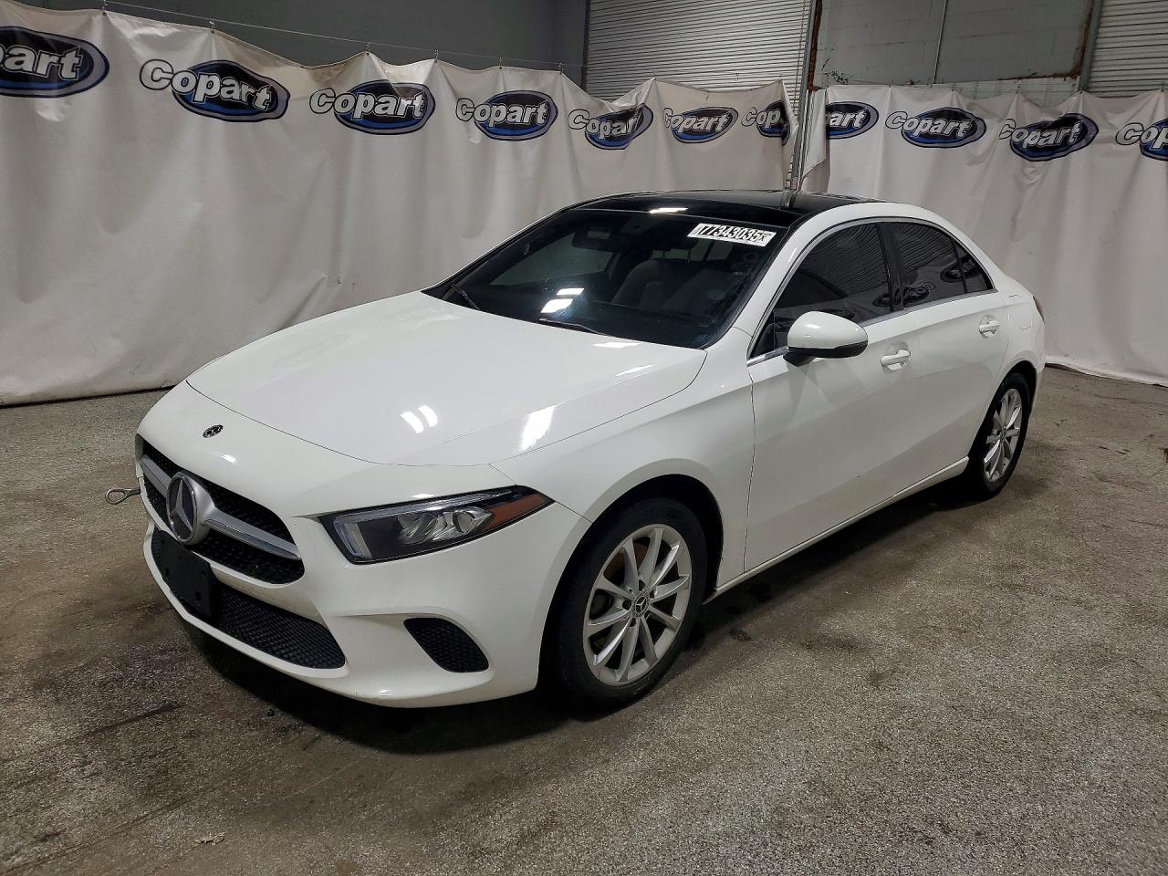 2019 Mercedes-Benz A-class VIN WDD3G4EB7KW026501 photo 1