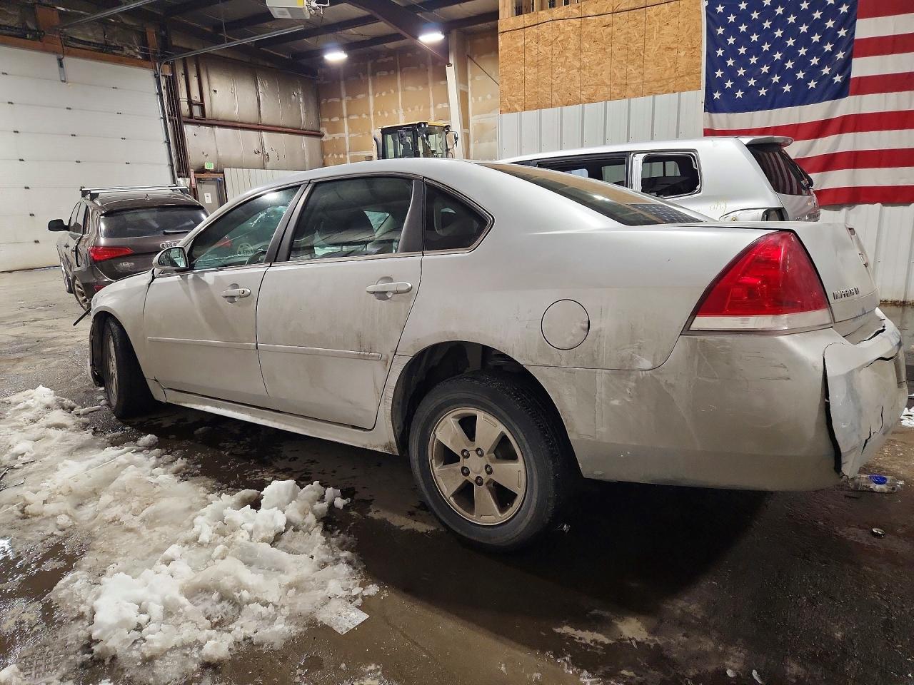 2010 Chevrolet Impala VIN 2G1WB5EN3A1177064 photo 2