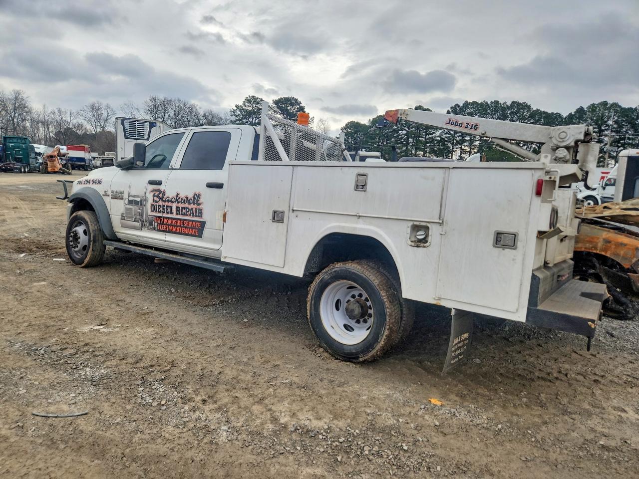 2016 Ram All models VIN 3C7WRKEL8GG209476 photo 2