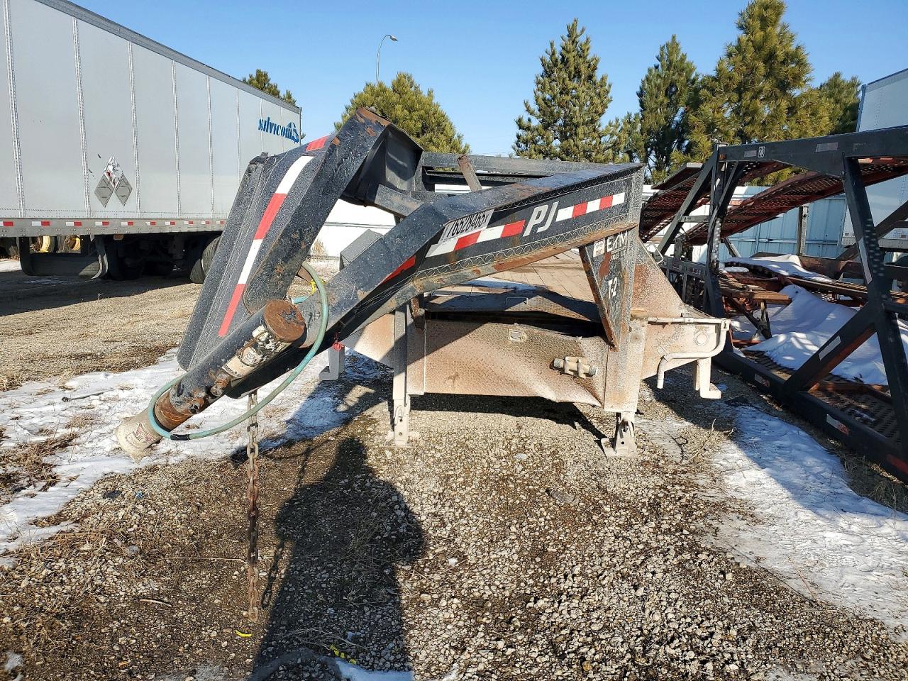 2014 Trailers VIN 4P5FD3227E1204087 photo 2