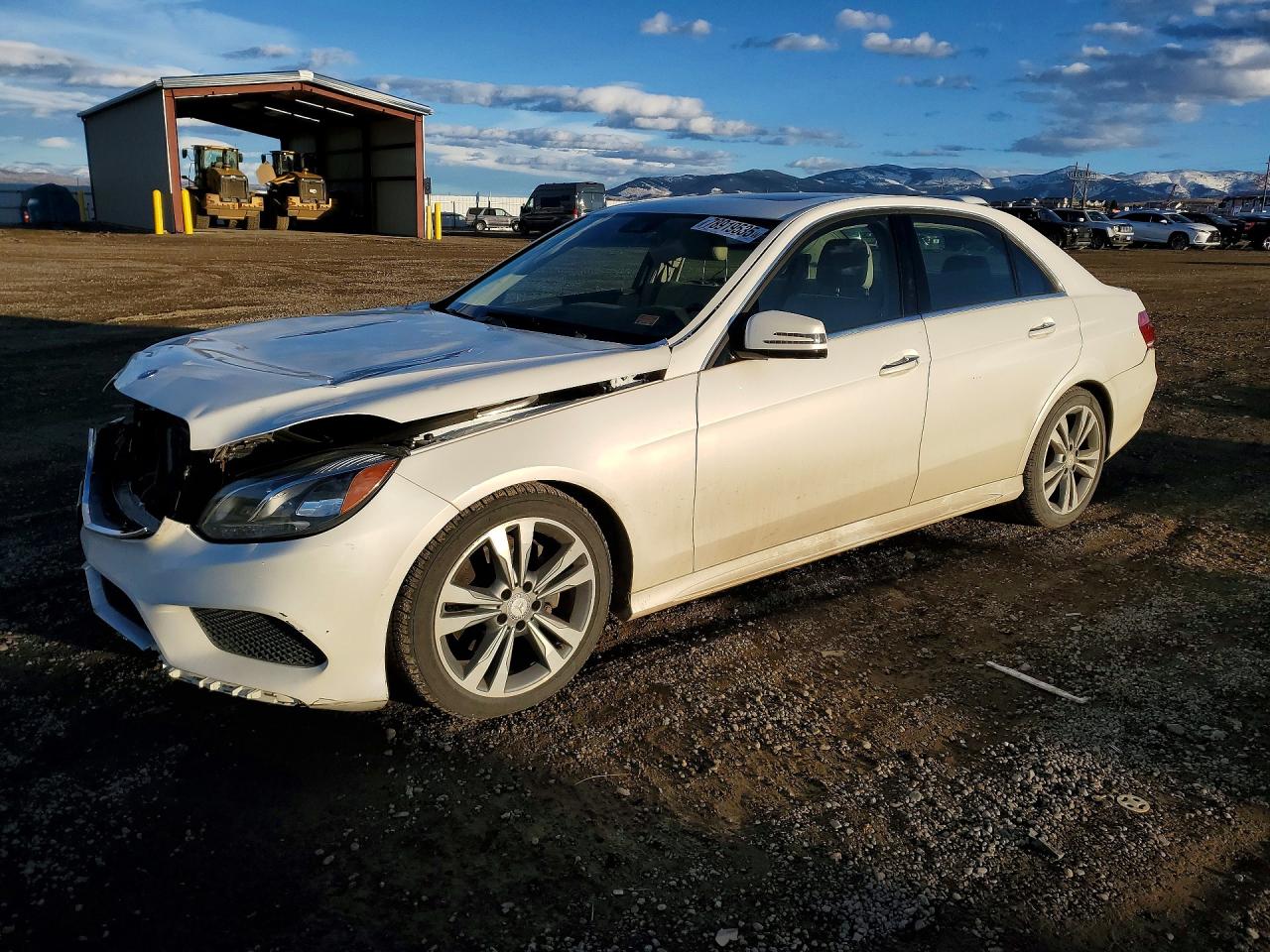 2014 Mercedes-Benz E-class VIN WDDHF5KB1EB026119 photo 1