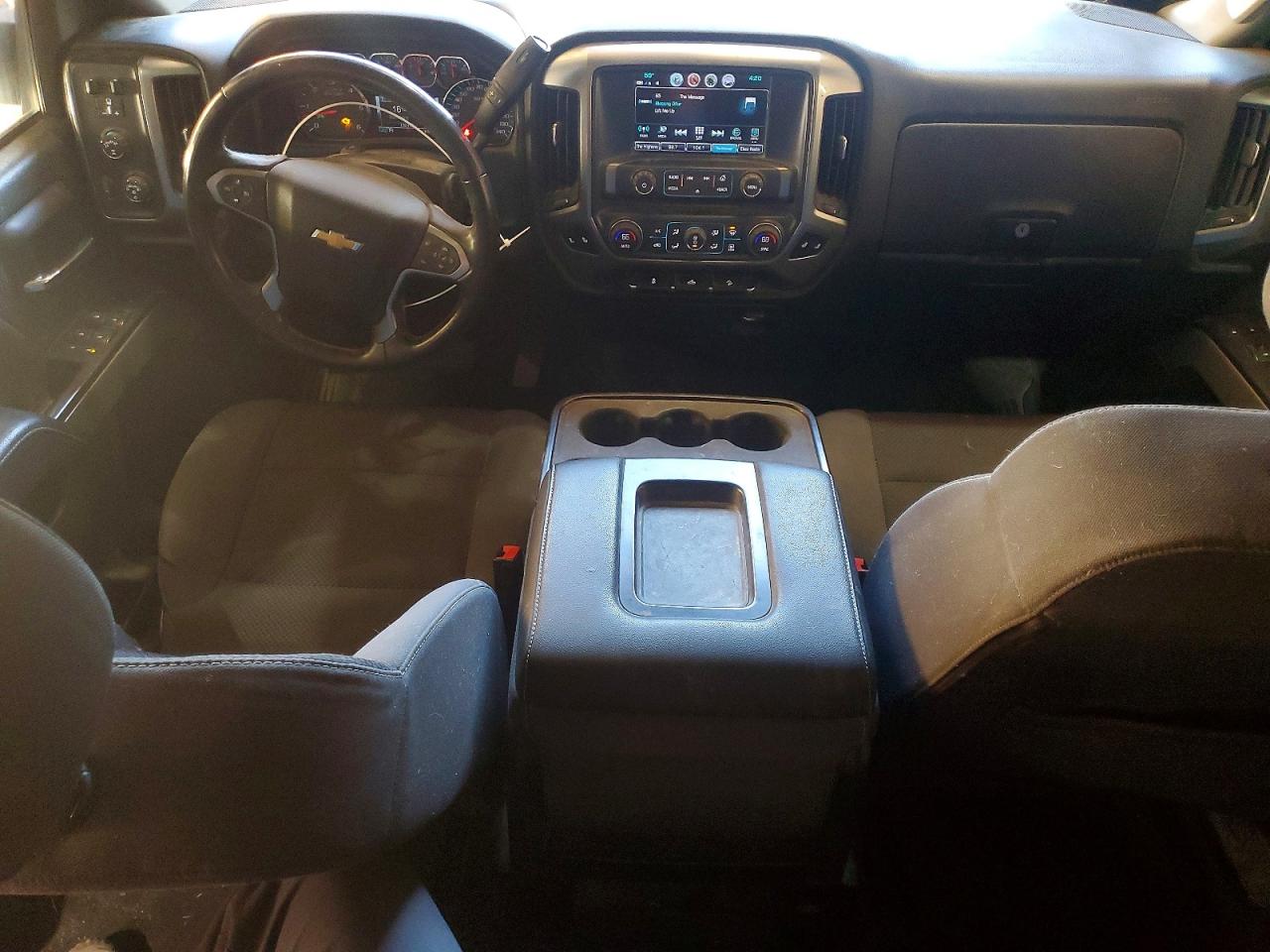 2018 Chev Silverado VIN 1GCVKREC7JZ198404 photo 8