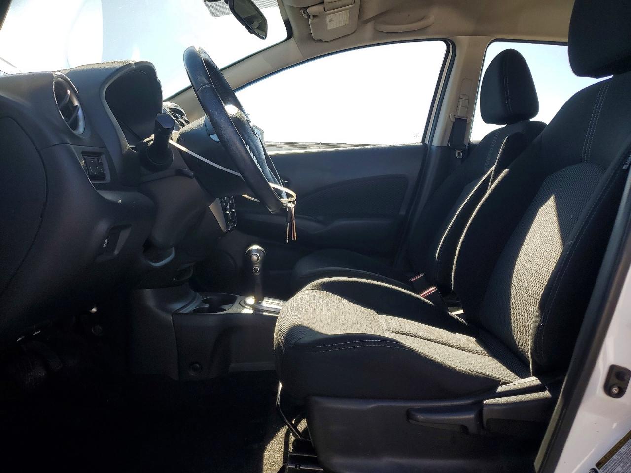 2016 NISS Versa VIN 3N1CE2CP4GL402610 photo 7