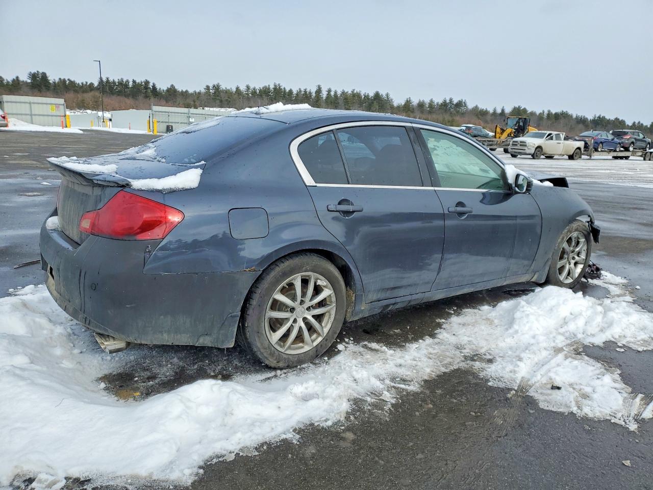 2011 Infiniti G37 VIN JN1CV6APXBM301256 photo 3