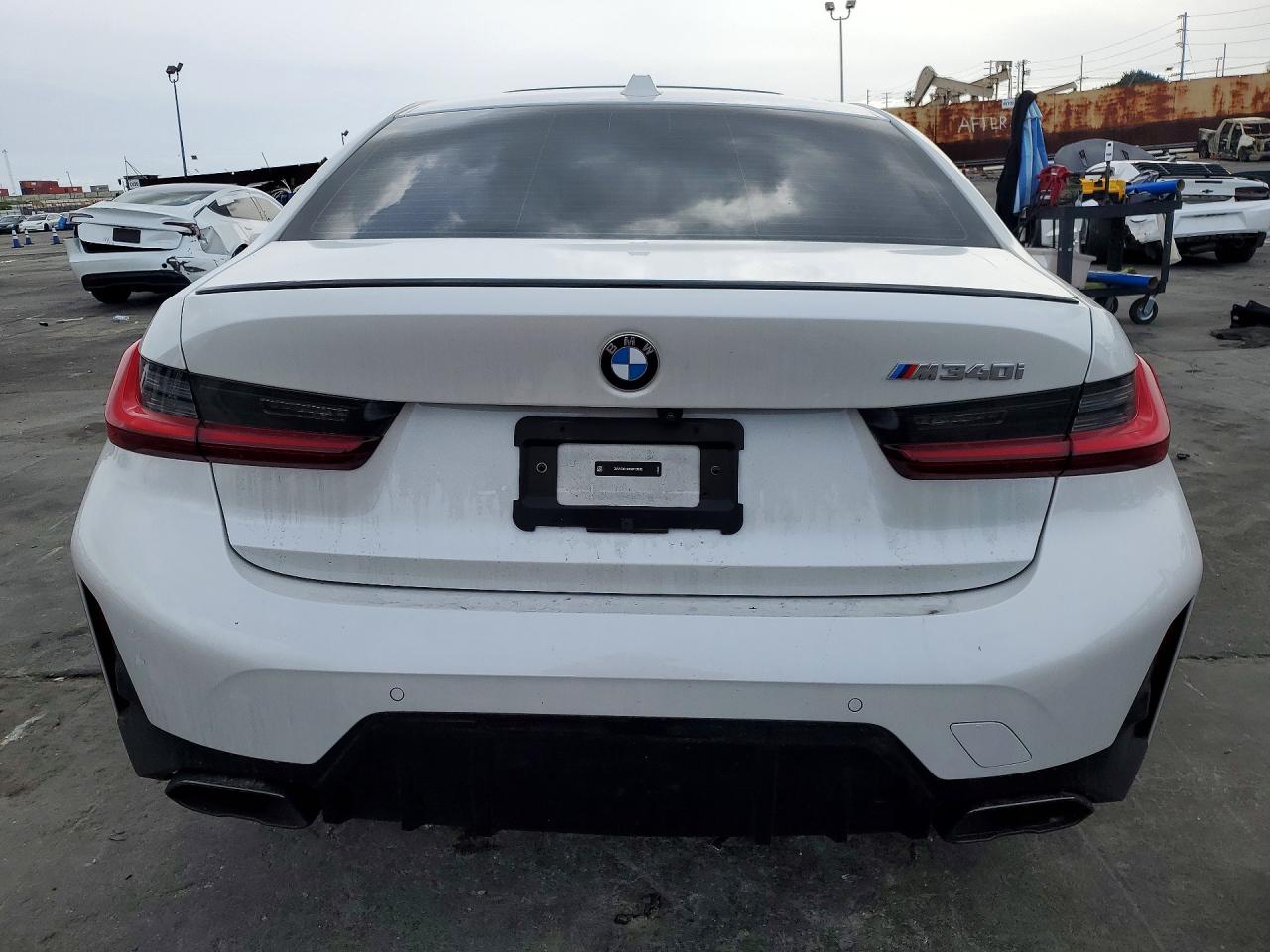 2025 BMW M3 VIN 3MW59FT04S8F39902 photo 6