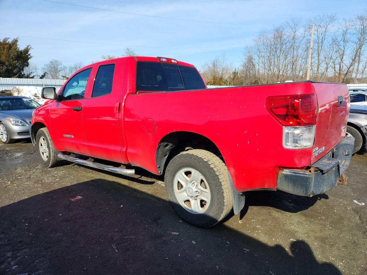 2013 Toyota Tundra VIN 5TFUM5F19DX050279 photo 2