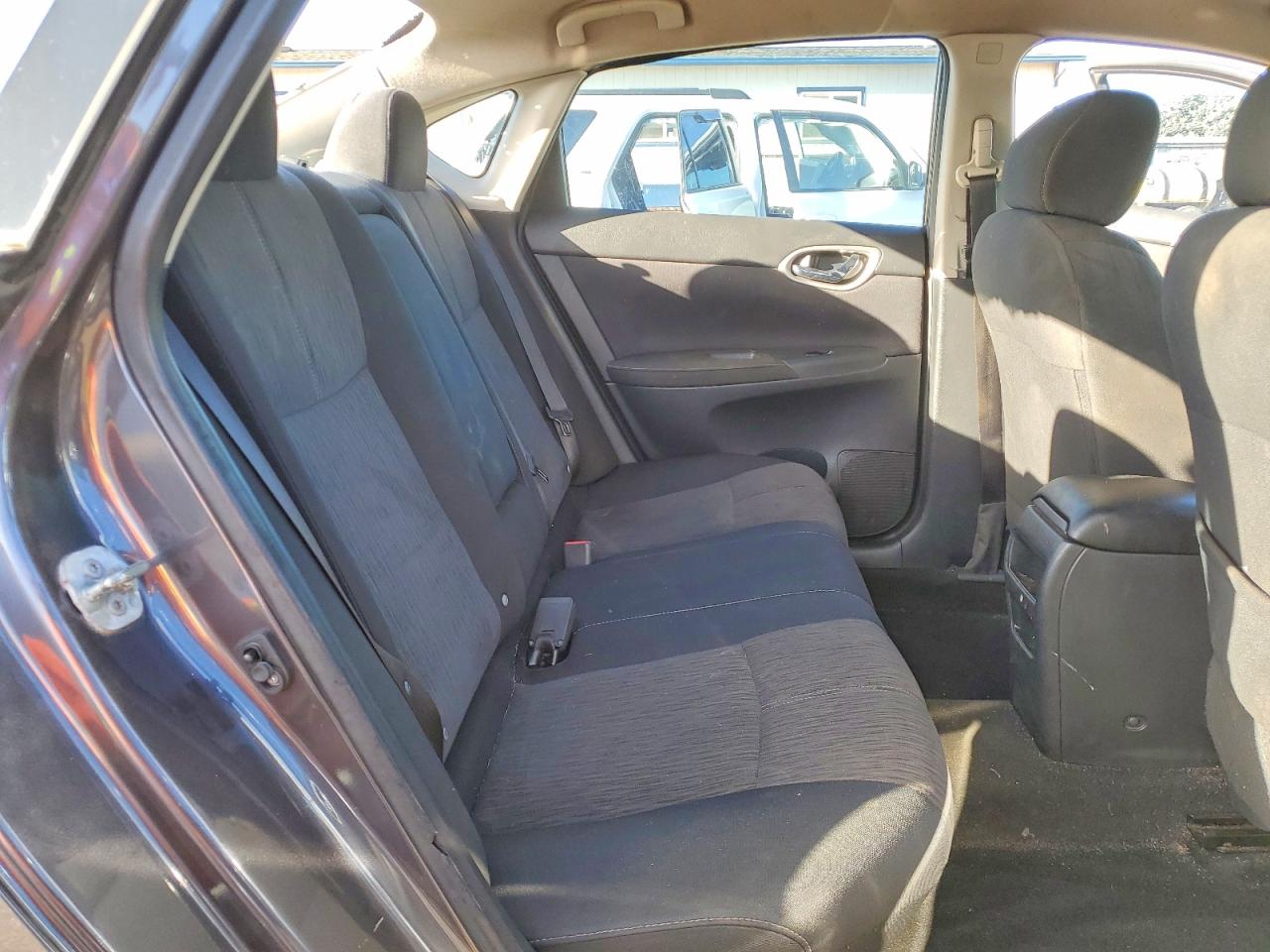 2015 NISS Sentra VIN 3N1AB7AP6FY382197 photo 10