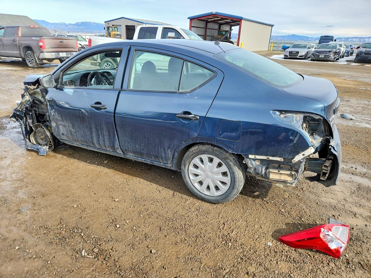 2016 Niss Versa VIN 3N1CN7AP8GL897796 photo 2