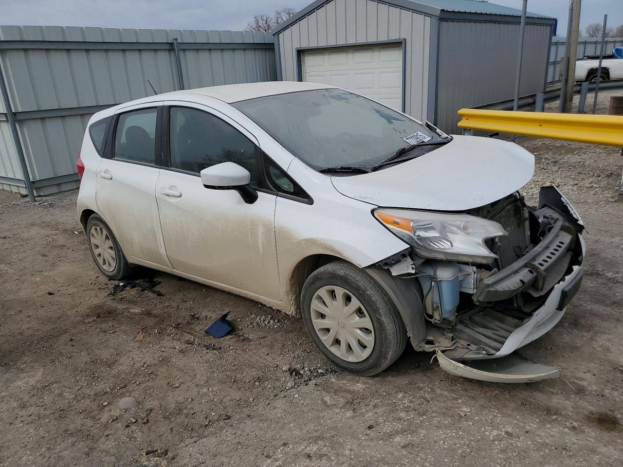 2016 NISS Versa VIN 3N1CE2CP5GL398910 photo 4