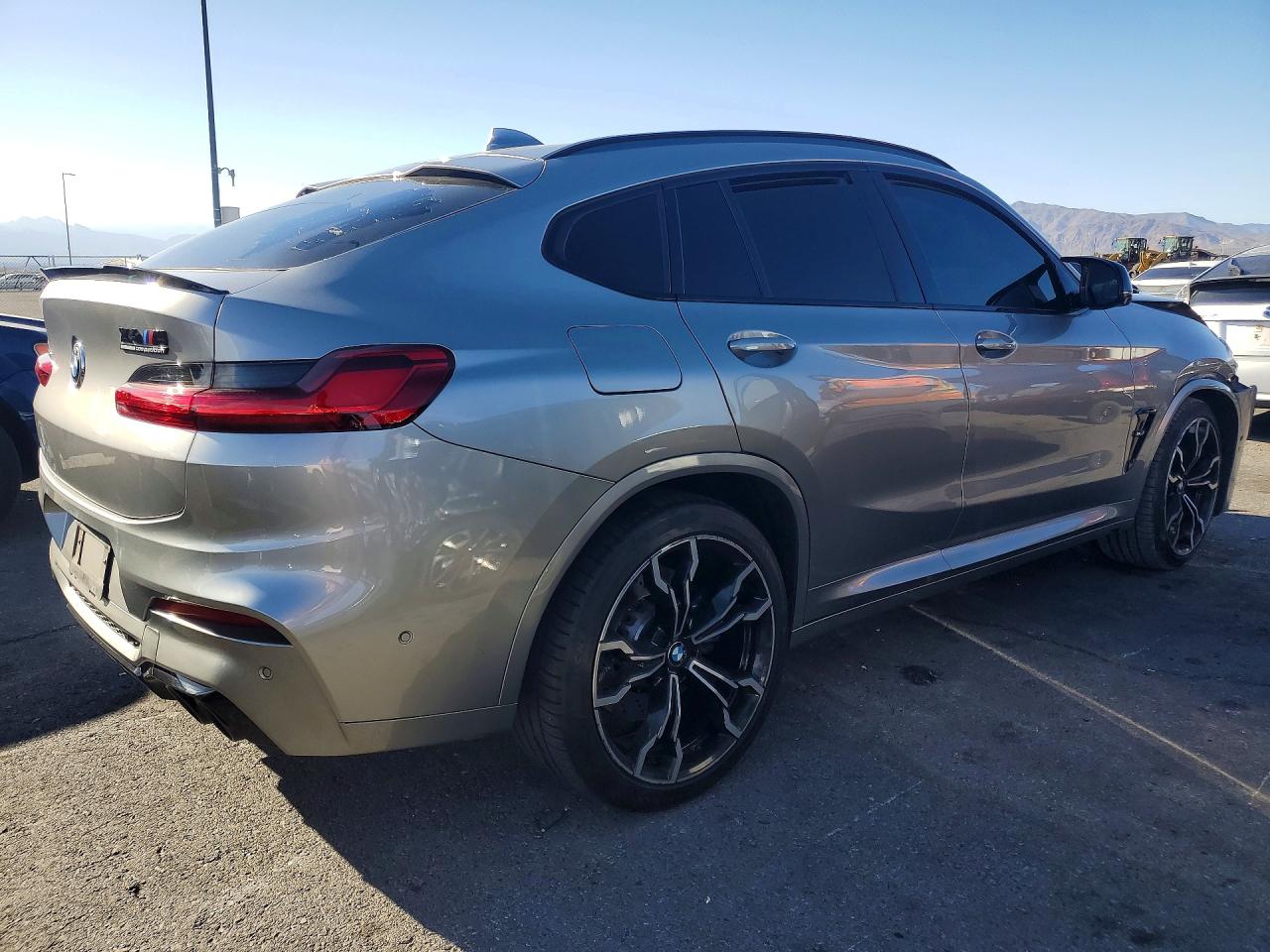 2021 BMW X4 VIN 5YMUJ0C08M9G91140 photo 3