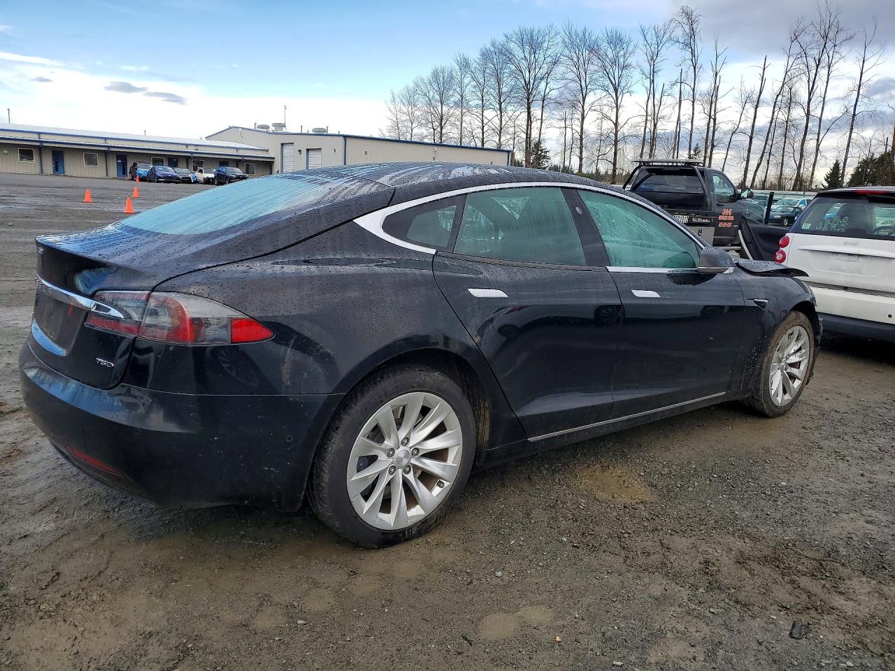 2018 Tesla Model s VIN 5YJSA1E24JF293796 photo 3
