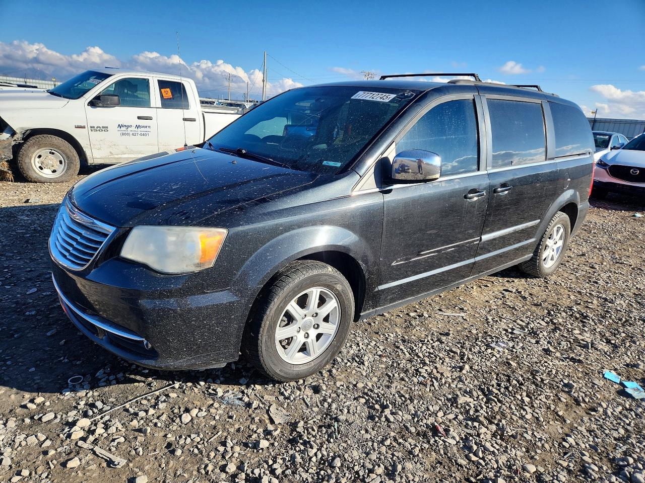 2012 Chrysler Minivan VIN 2C4RC1CG8CR150400 photo 1