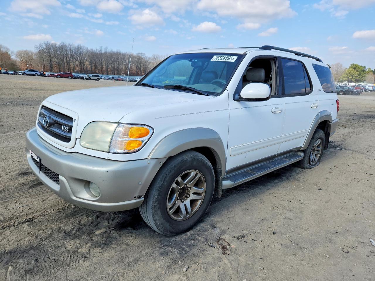 2004 Toyota Sequoia VIN 5TDZT34A04S232877 photo 1