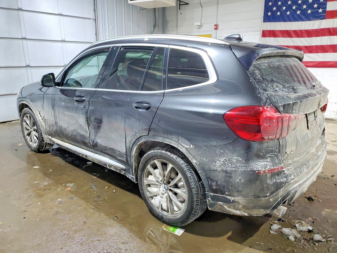 2019 BMW X3 VIN 5UXTR9C54KLP80955 photo 2