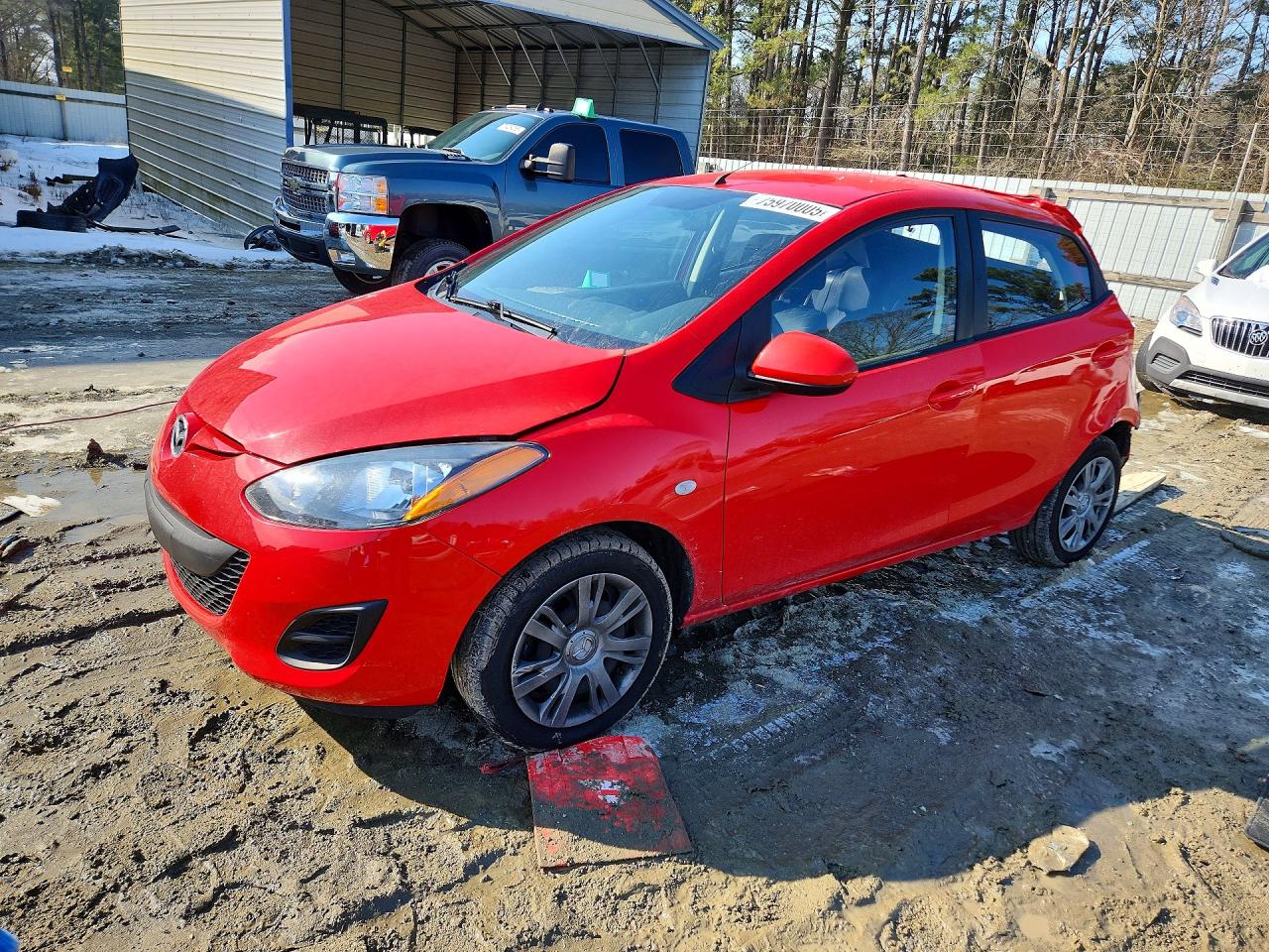 2014 Mazda Mazda2 VIN JM1DE1KZ7E0177737 photo 1