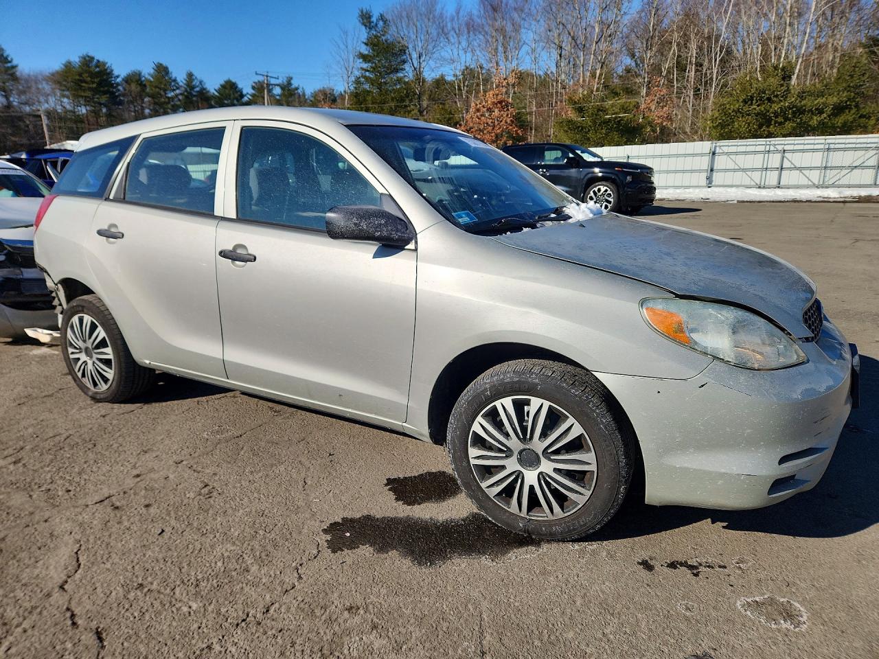 2004 Toyota Matrix VIN 2T1KR32E44C288237 photo 4