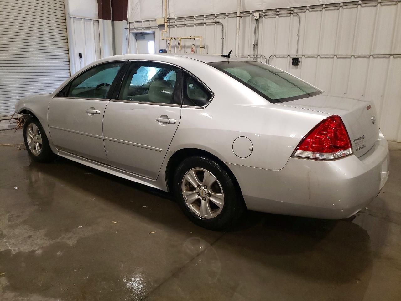 2015 Chevrolet Impala VIN 2G1WA5E39F1150301 photo 2