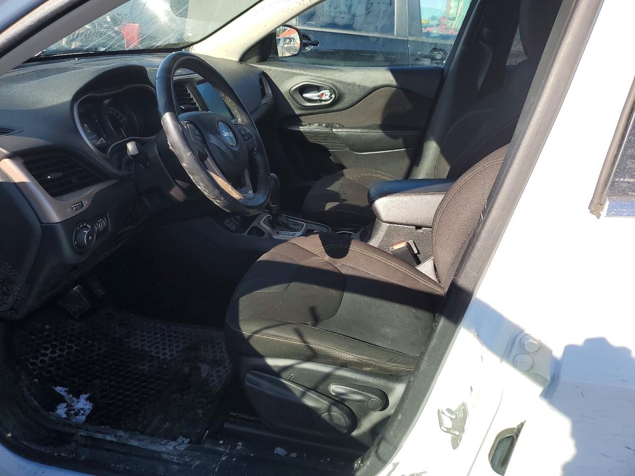 2016 Jeep Grand cher VIN 1C4PJLCSXGW176751 photo 7