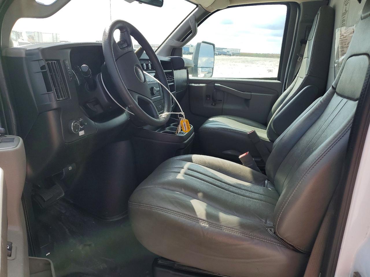 2021 GMC Savana VIN 7GZ37TC74MN013333 photo 7