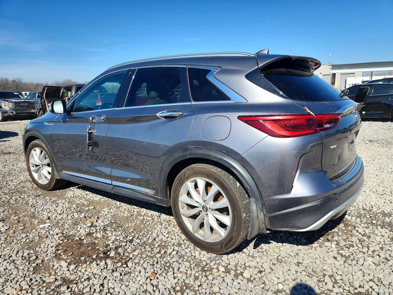 2019 Infiniti Qx50 VIN 3PCAJ5M19KF125679 photo 2