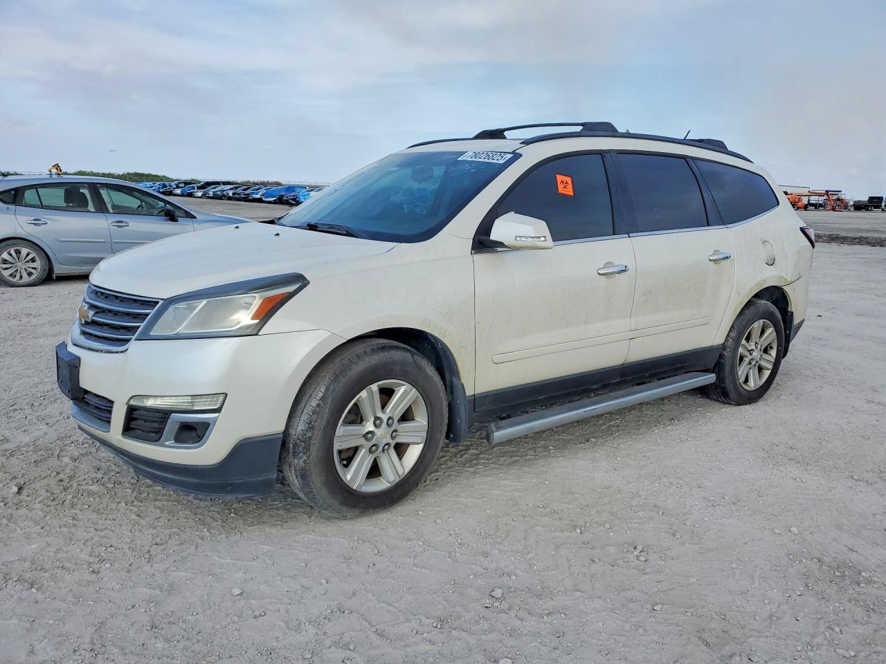 2014 Chevrolet Traverse VIN 1GNKRHKD0EJ331733 photo 1