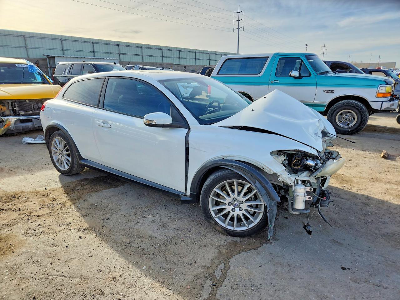 2011 VOLVO C30 VIN YV1672MK0B2232368 photo 4
