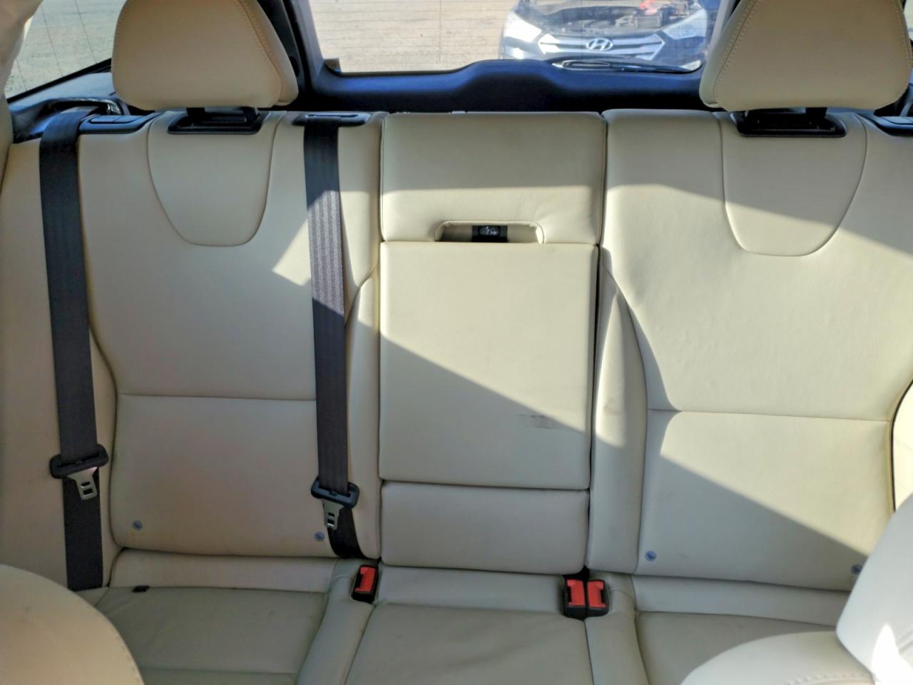 2016 VOLVO Xc60 VIN YV449MRM2G2880750 photo 10