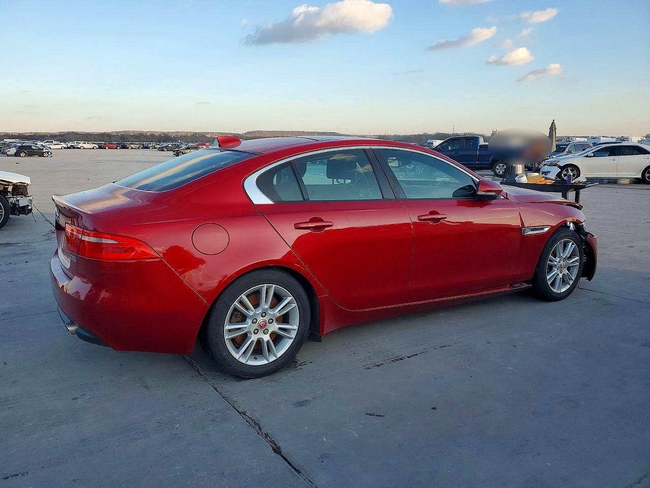2018 Jaguar Xe VIN SAJAJ4FX2JCP37814 photo 3