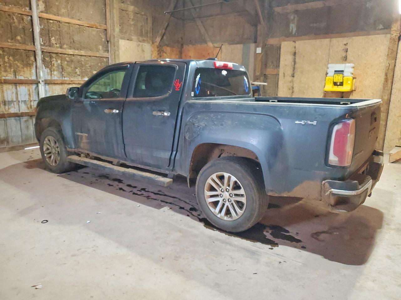 2015 GMC Canyon VIN 1GTG6CE35F1168303 photo 2