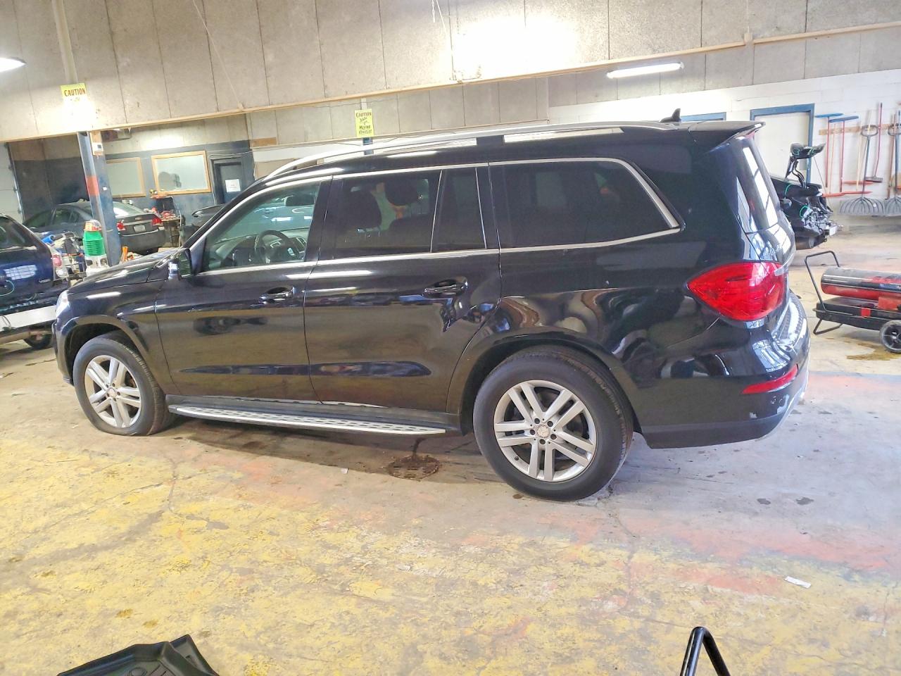 2014 Mercedes-Benz Gl-class VIN 4JGDF7CE6EA418799 photo 2