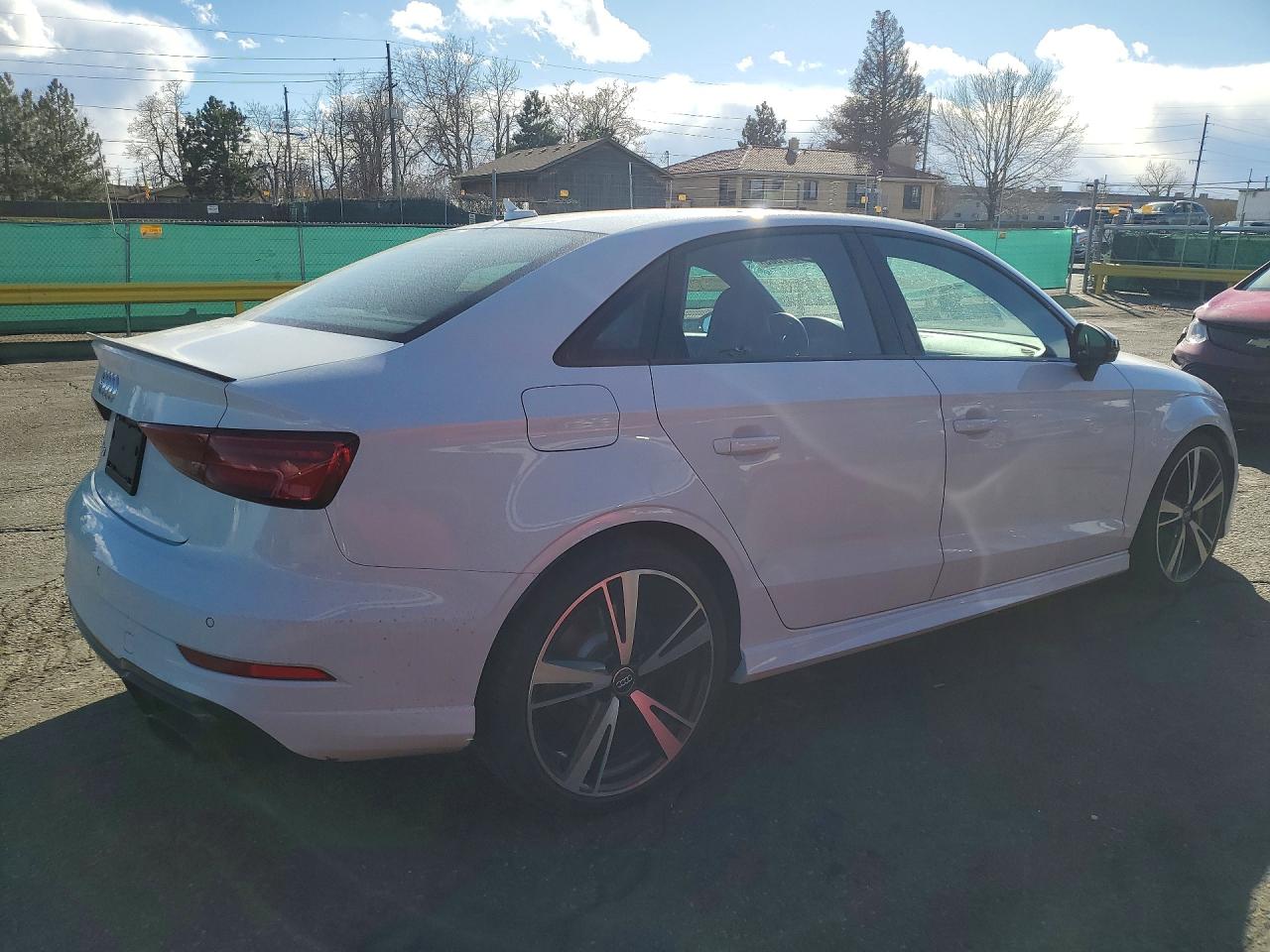 2018 AUDI Rs3 VIN WUABWGFF3J1904449 photo 3