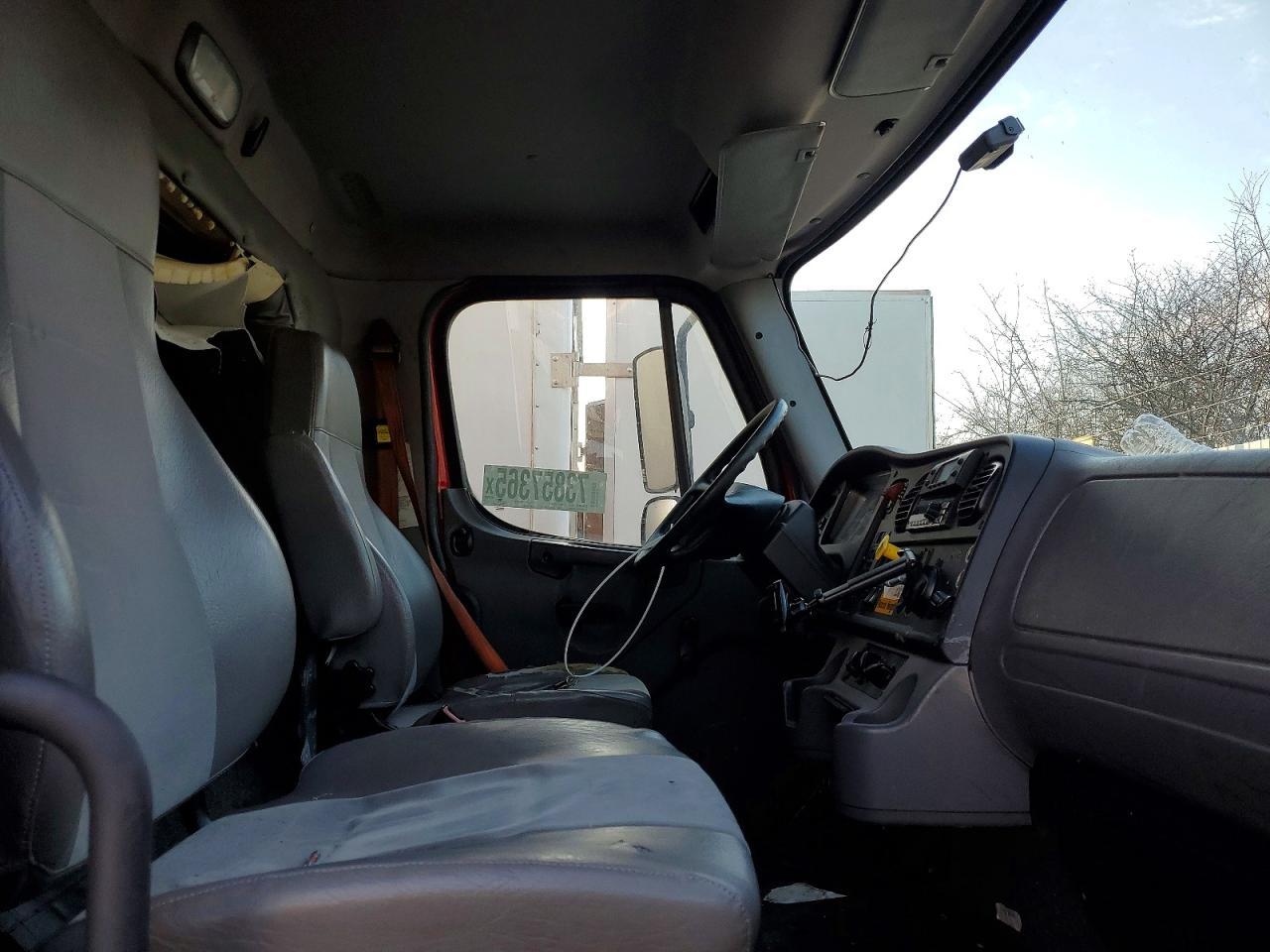 2018 FREIGHTLINER All other VIN 3ALACXFEXJDJS9657 photo 5