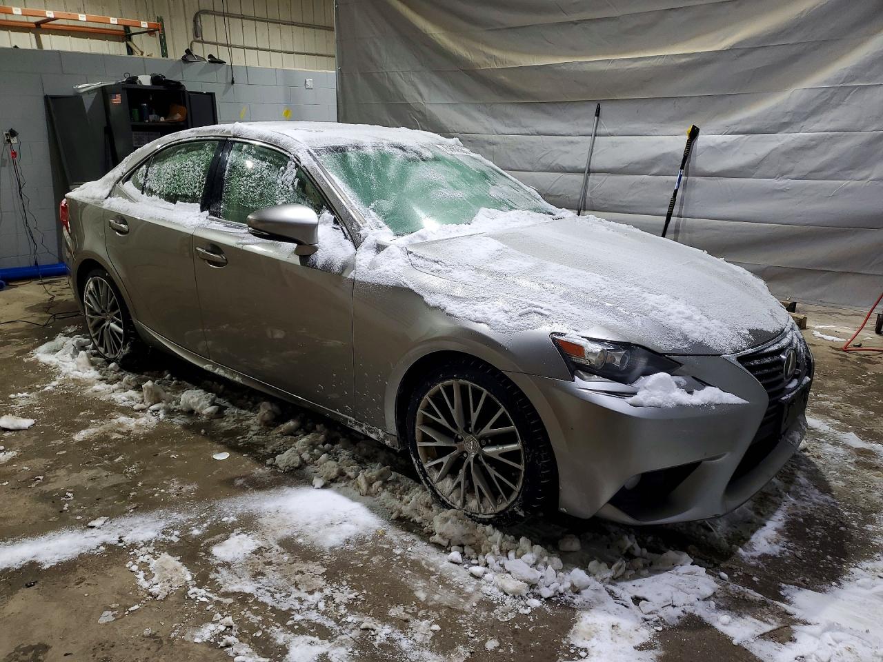 2014 Lexus Is VIN JTHCF1D29E5015277 photo 4