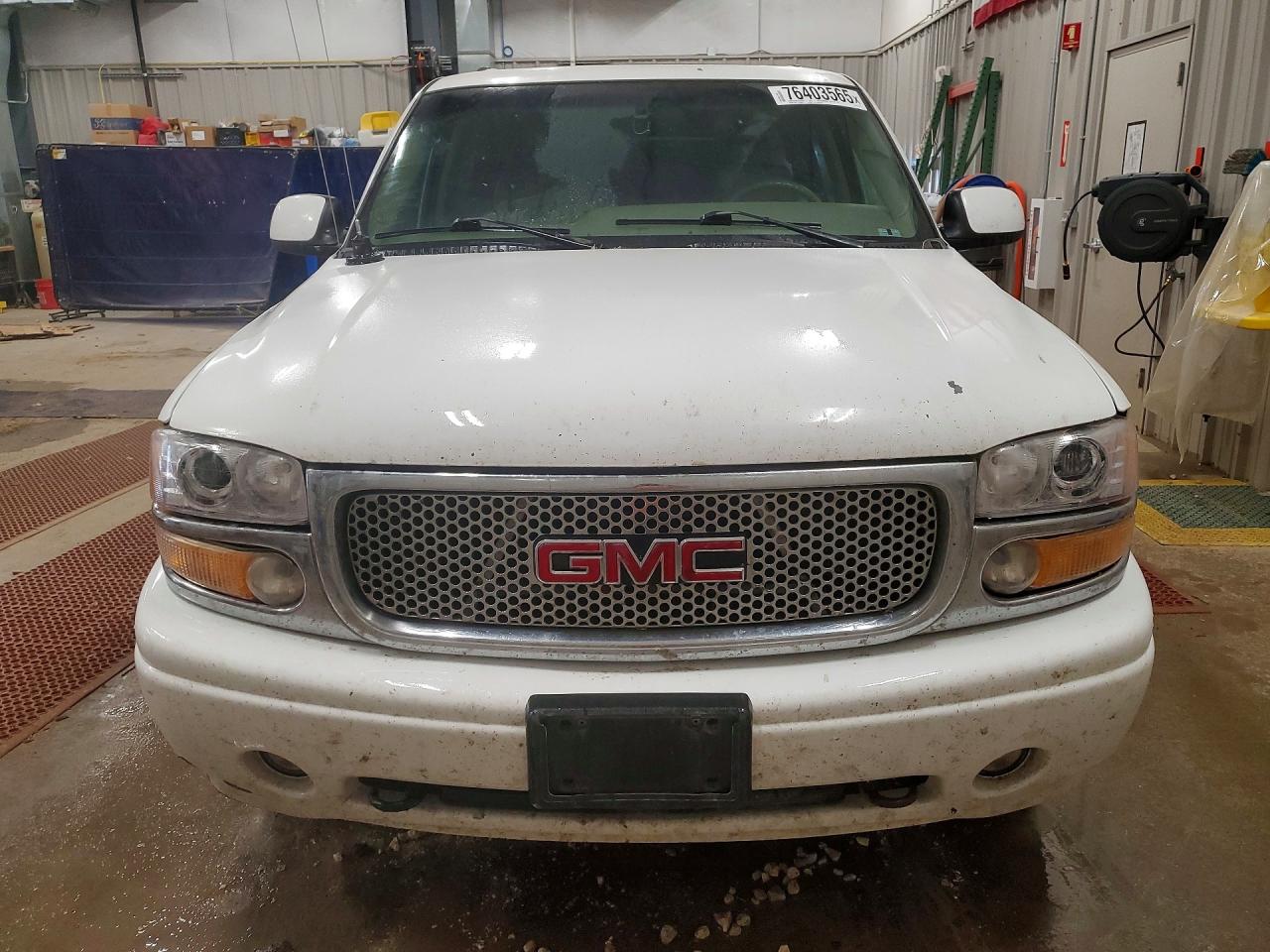 2001 GMC Denali VIN 1GKFK66U71J147112 photo 5