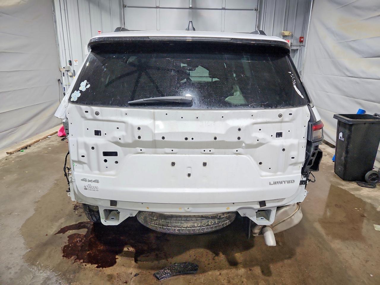 2024 Jeep Grand cher VIN 1C4RJKBG4R8599252 photo 6