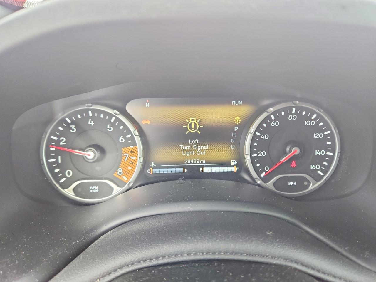 2022 Jeep Renegade VIN ZACNJDB11NPN89218 photo 9