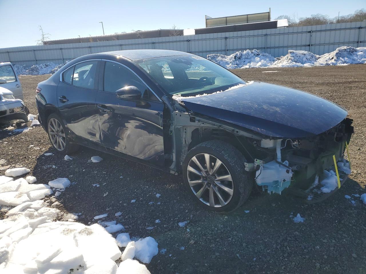 2019 Mazda 3 VIN JM1BPACL7K1106930 photo 4