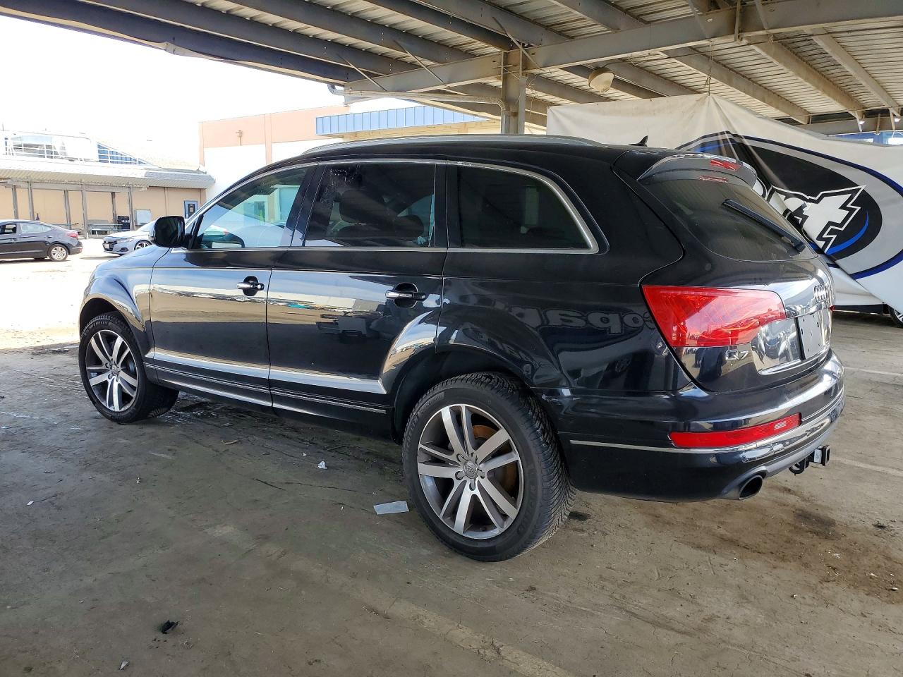 2013 Audi Q7 VIN WA1LGAFE4DD003851 photo 2