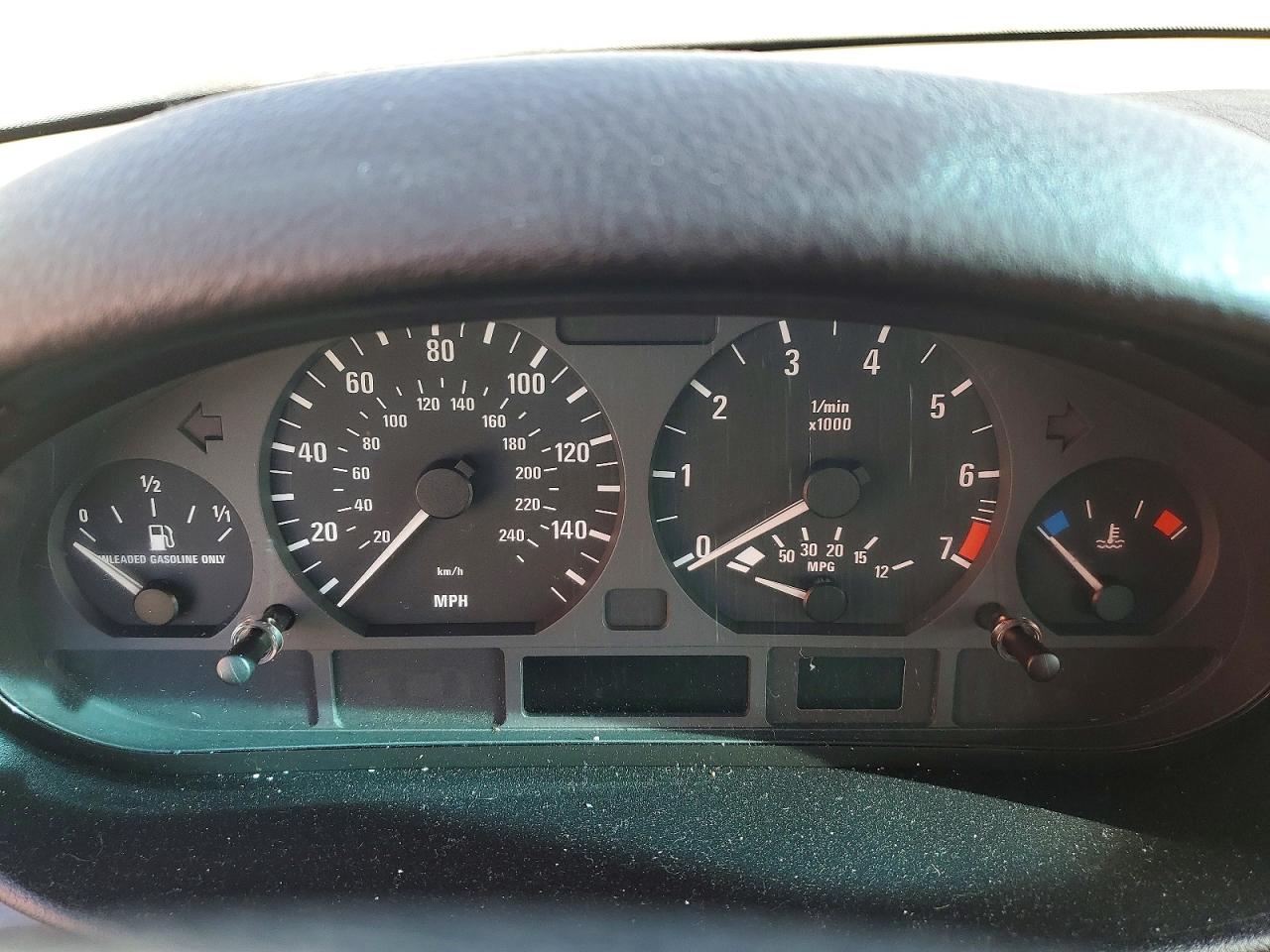 2003 BMW 3 series VIN WBAET37483NJ32600 photo 9