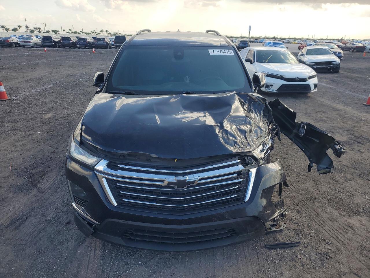 2022 Chevrolet Traverse VIN 1GNERHKW0NJ163199 photo 5