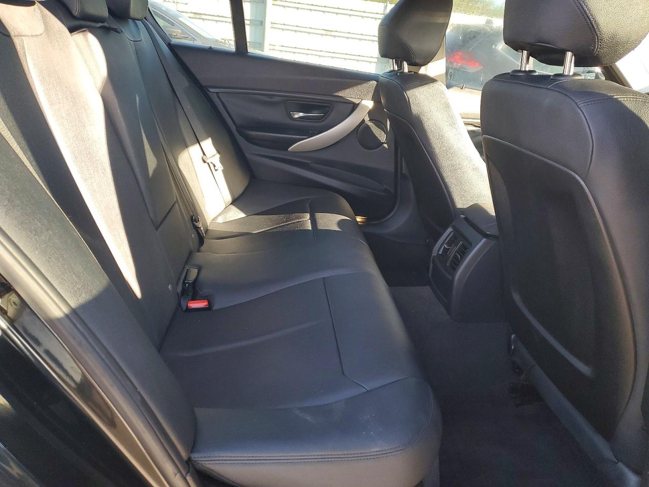 2014 BMW 3 series VIN WBA3B1C52EK135056 photo 10