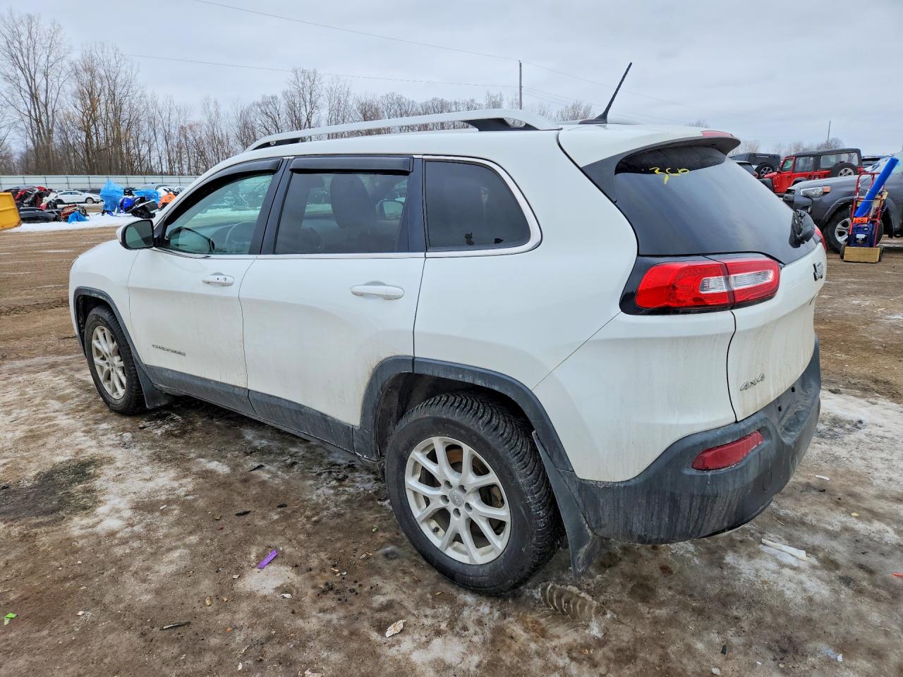 2015 Jeep Grand cher VIN 1C4PJMCS1FW739576 photo 2