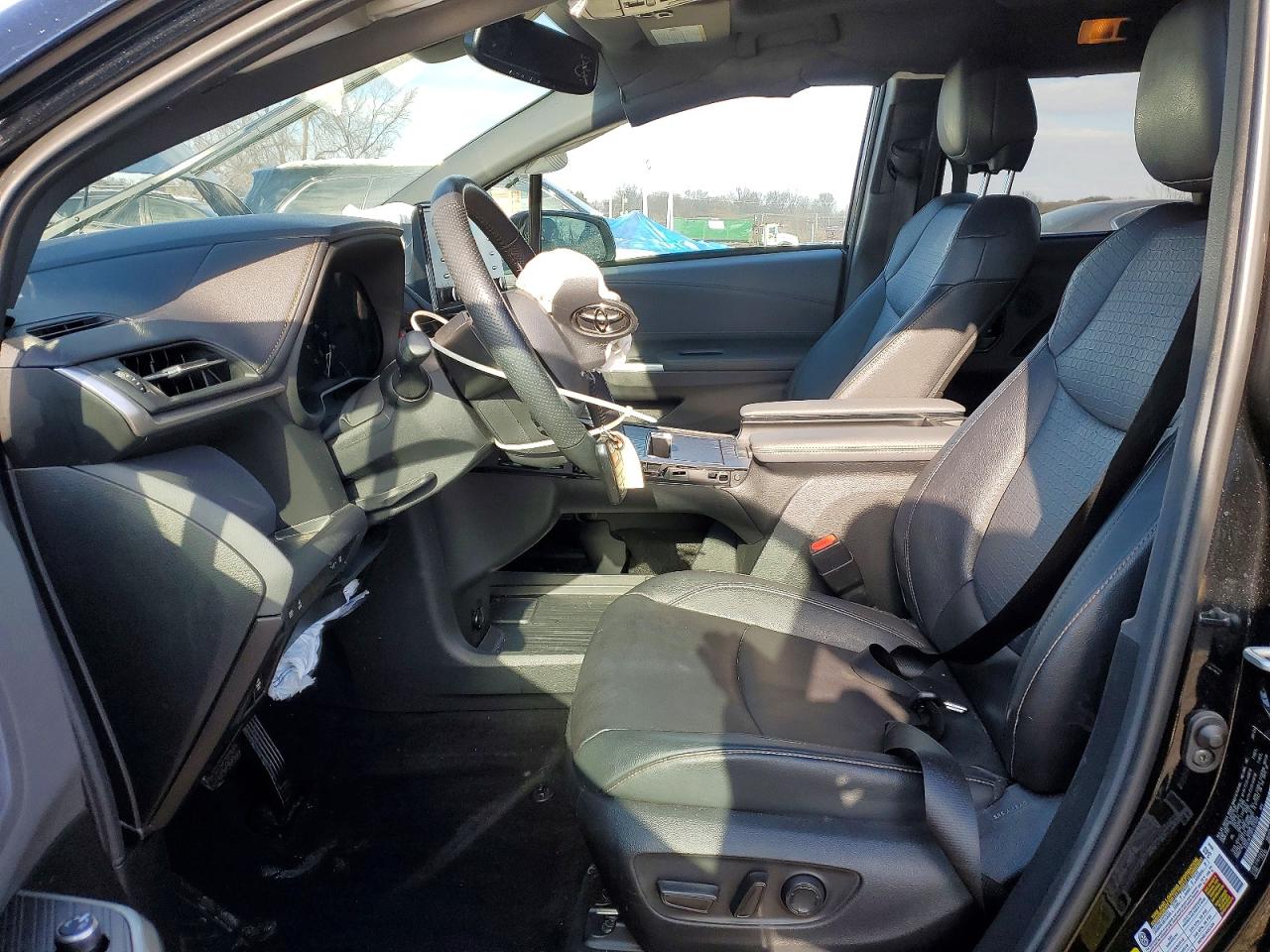 2023 Toyota Sienna VIN 5TDCSKFC8PS101699 photo 7