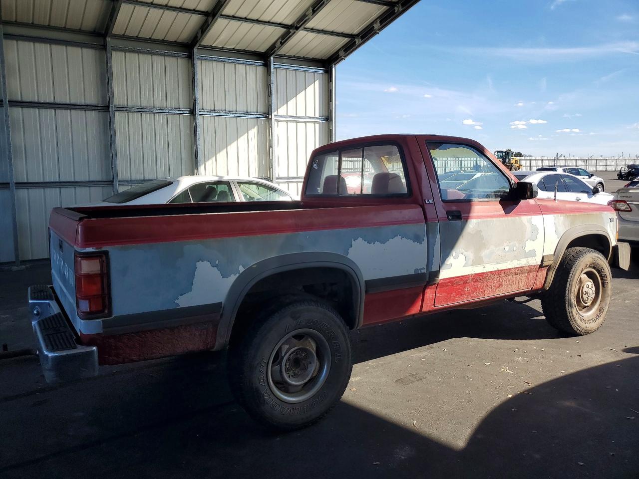1991 DODGE All models VIN 1B7GG26Y2MS367429 photo 3