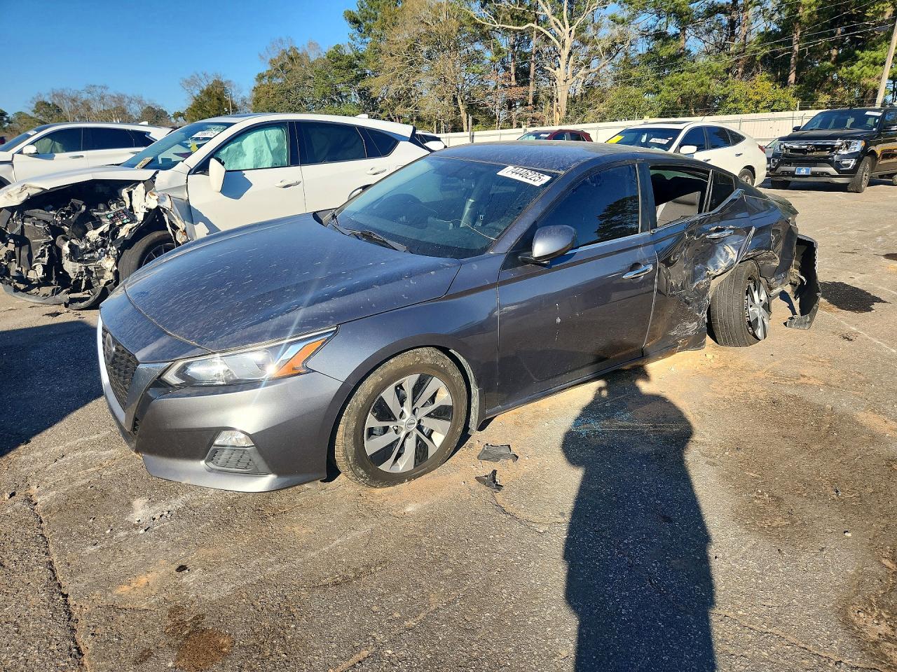 2020 Nissan Altima VIN 1N4BL4BV2LC179117 photo 1
