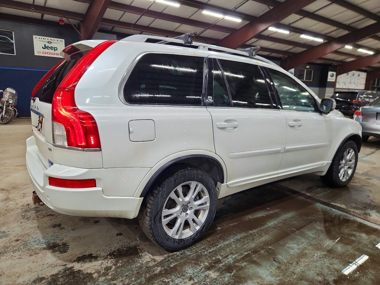 2014 Volvo Xc90 VIN YV4952CZ2E1689827 photo 3