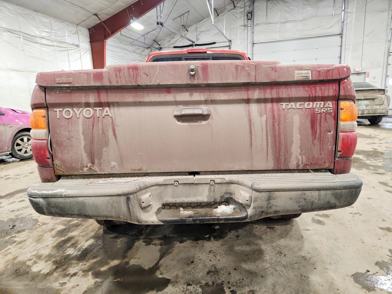 2004 Toyota Tacoma VIN 5TEWM72N34Z465555 photo 6