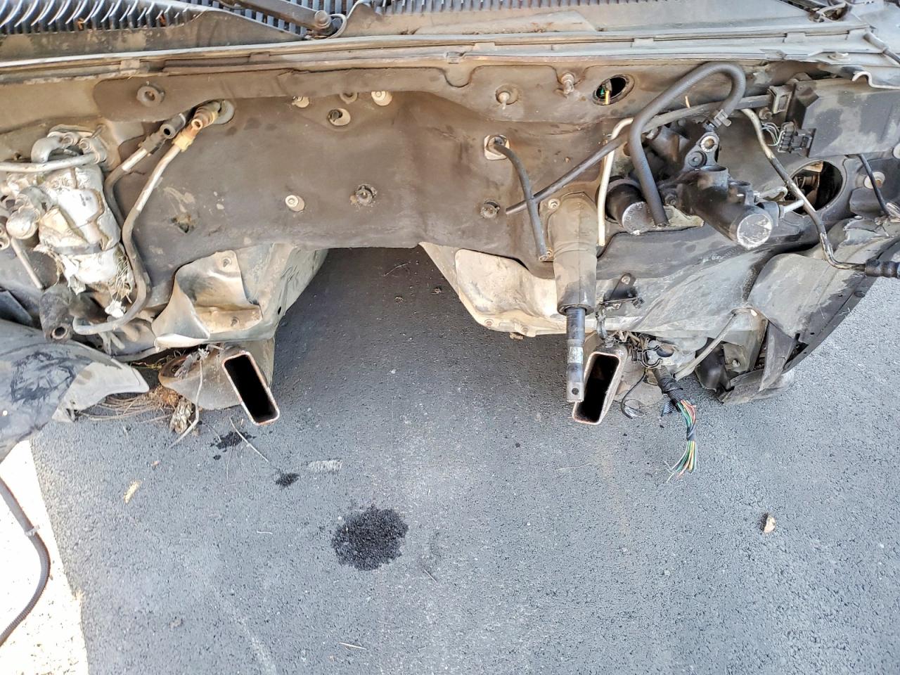 2001 Chevrolet Suburban VIN 3GNGK26U11G269370 photo 11