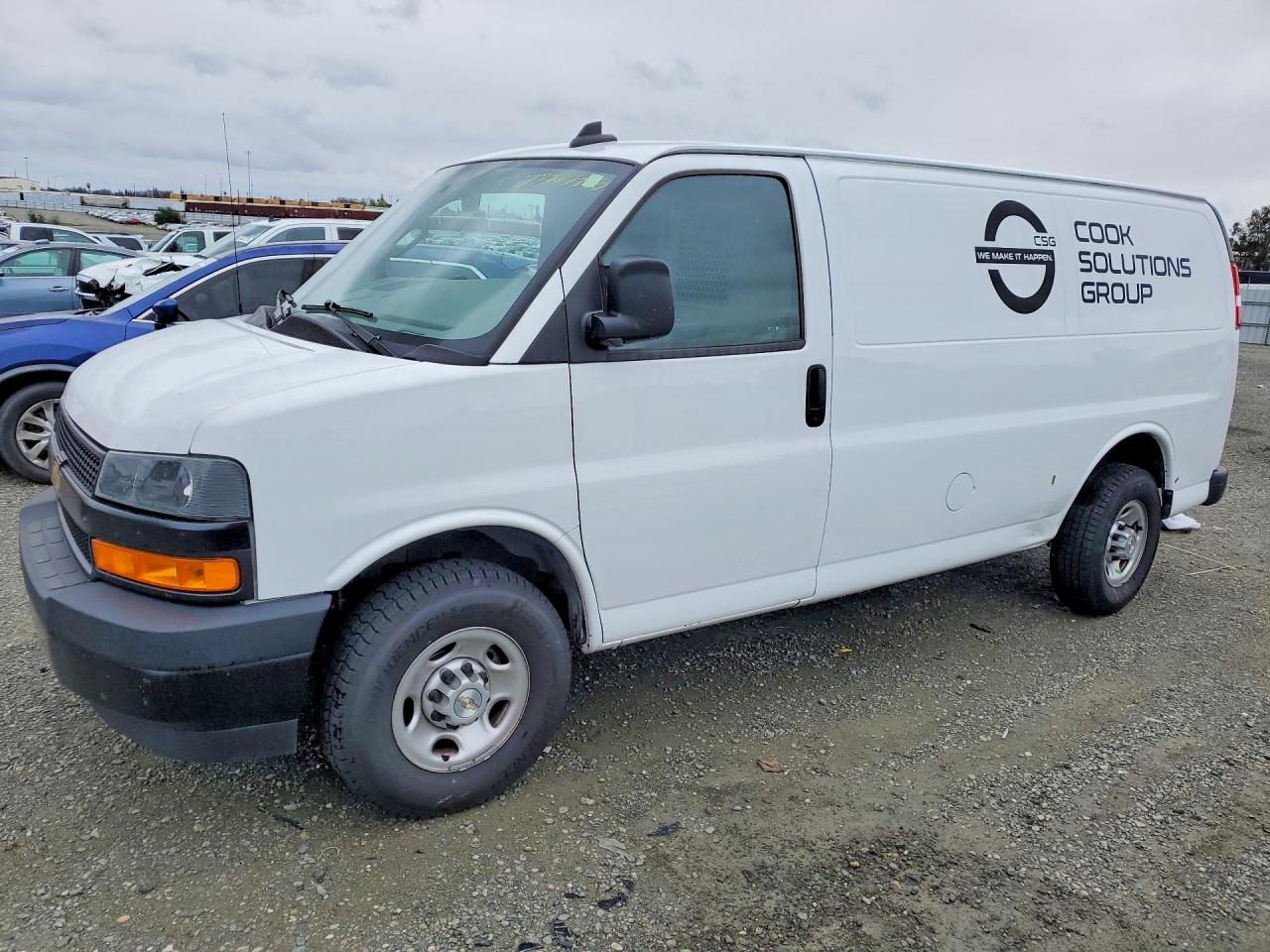 2023 CHEV Express VIN 1GCWGAFP1P1213575 photo 1